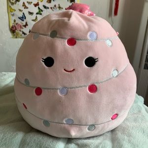 Garnet 12” squishmallow